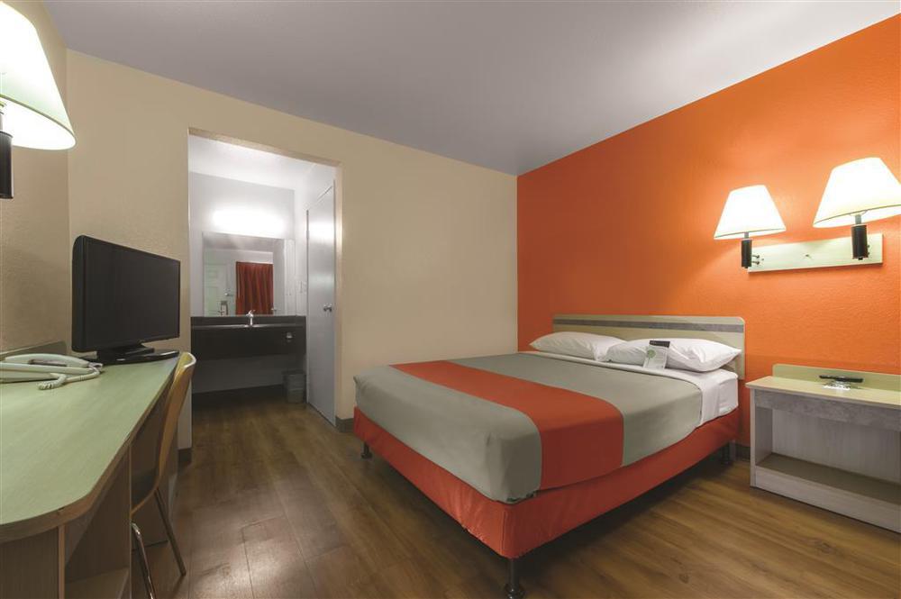 Motel 6-Nashua, Nh - South الغرفة الصورة